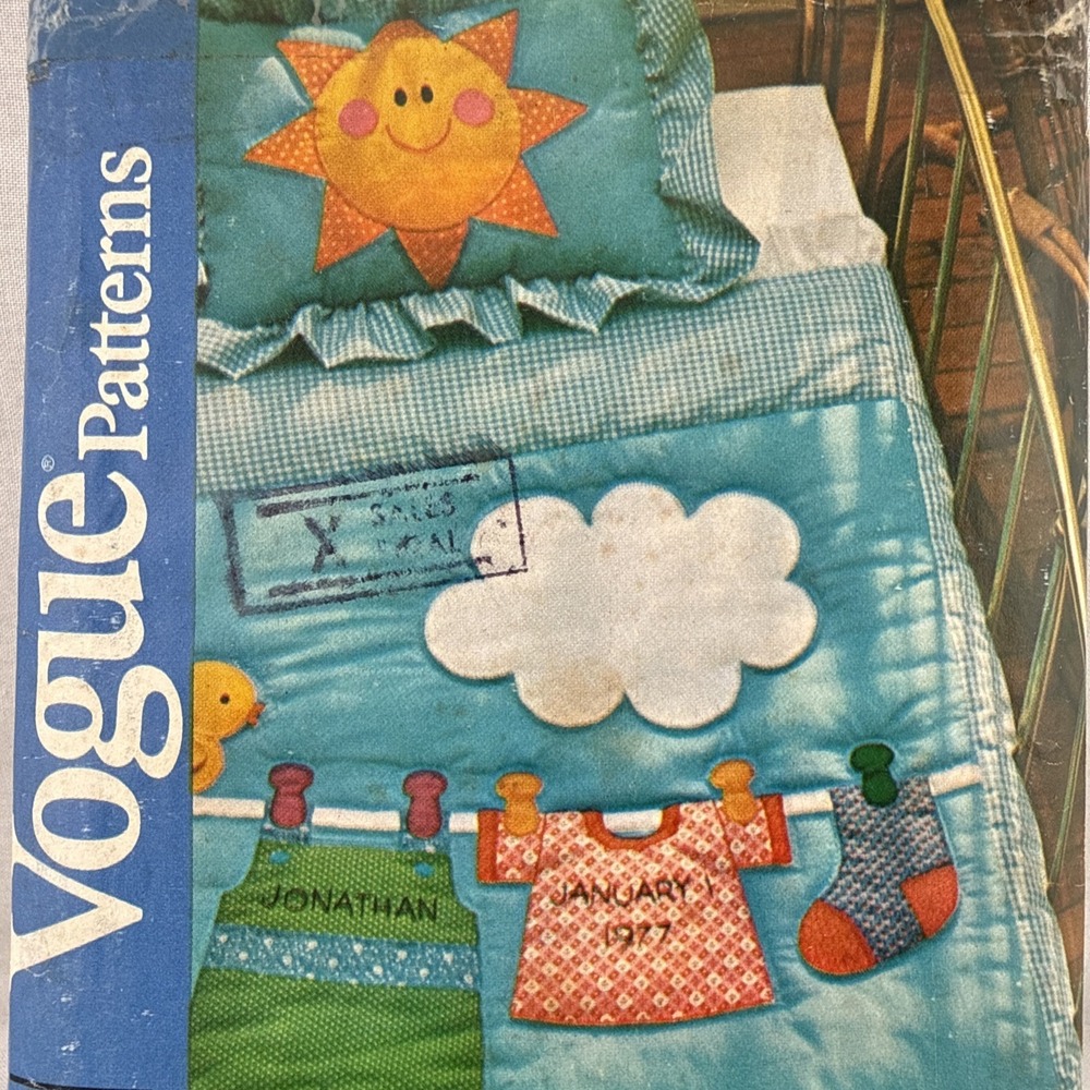 Vintage Vogue Sewing Pattern 503 Baby Quilt‎ & Sham Appliqué Embroidery Uncut